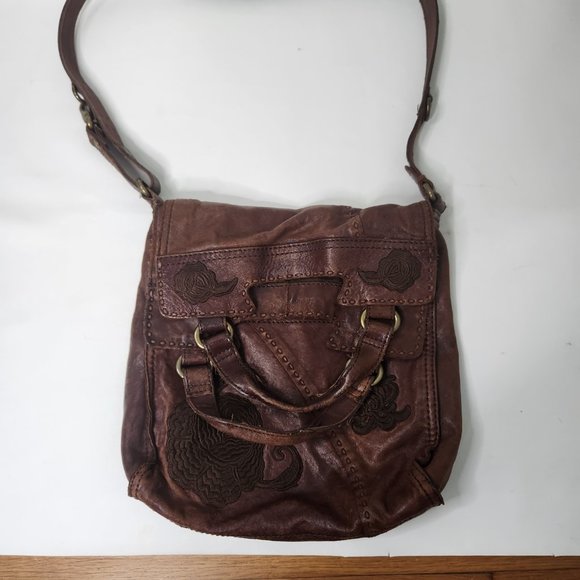 Lucky Brand Abbey Road Bag w/Embroidered Floral design - Picture 5 of 7